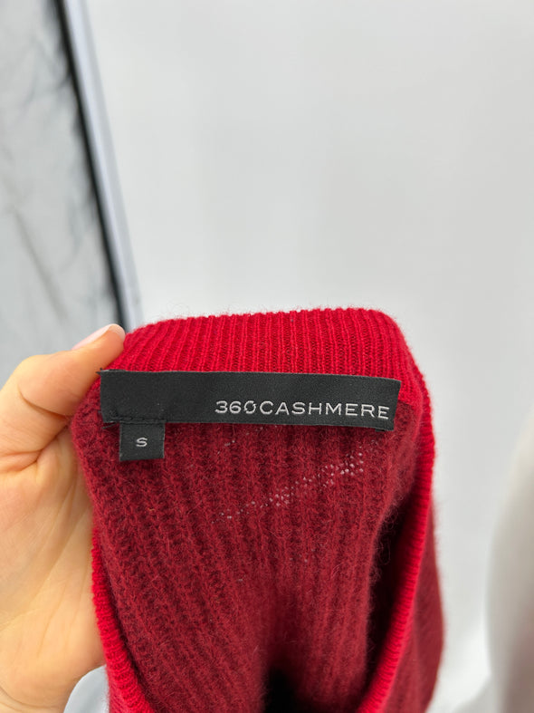 Pull en cachemire rouge