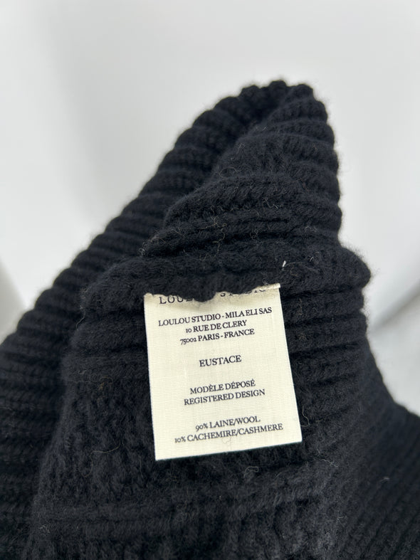 Pull en laine noire "EUSTACE"