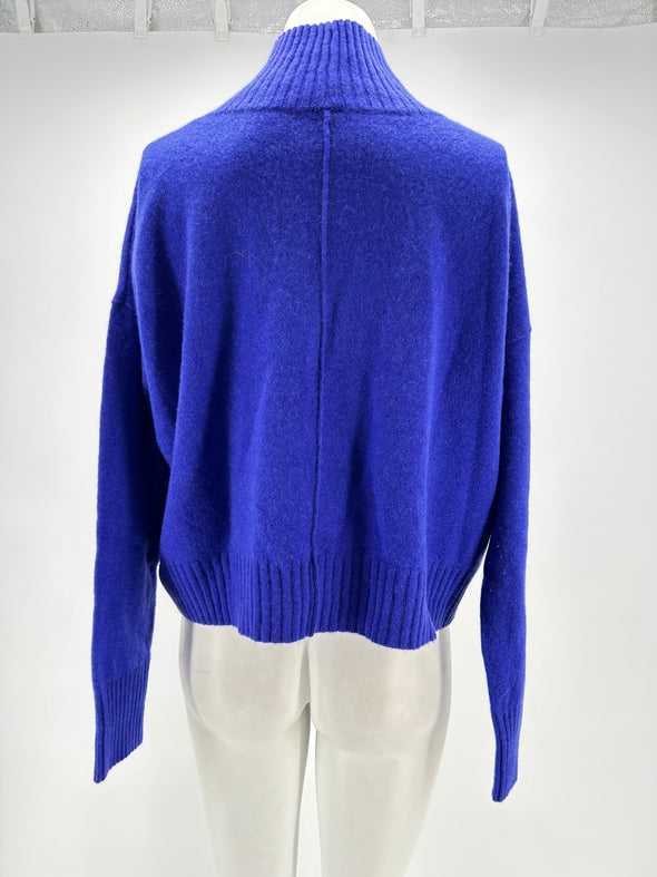 Pull col montant bleu électrique