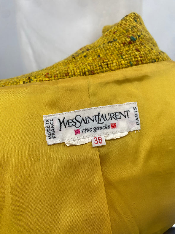 Veste jaune en laine