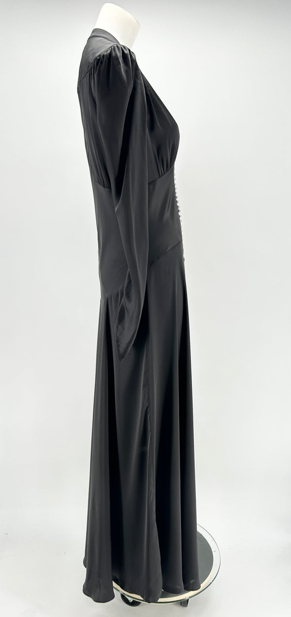 Robe longue satinée noire