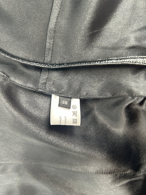 Gilet noir en cuir vegan