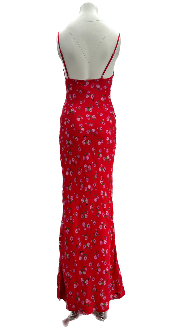 Robe longue rouge à fleurs