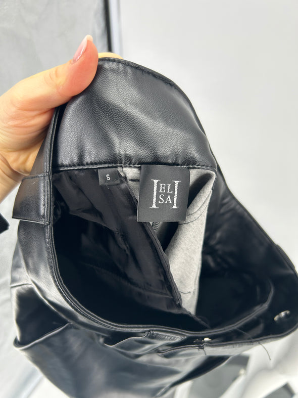 Jupe noire en simili cuir