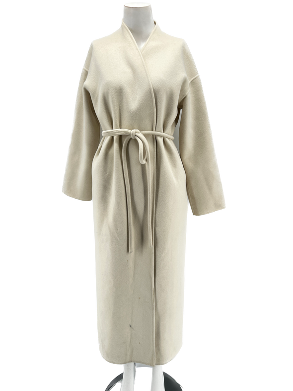 Manteau blanc cassé