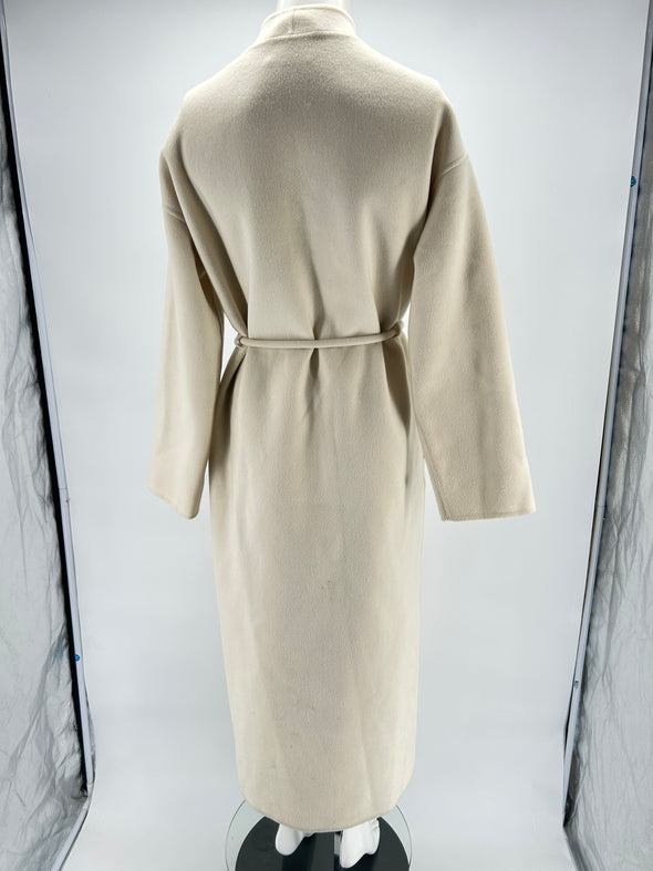 Manteau blanc cassé