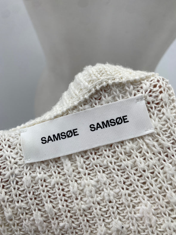 Top sans manche en crochet