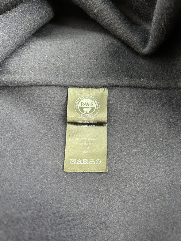 Manteau bleu en laine avec ceinture