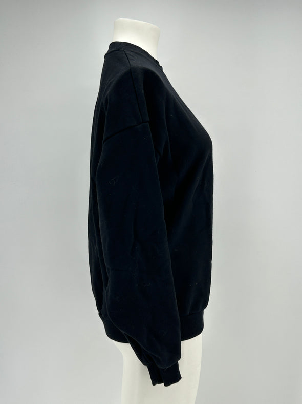 Pull noir