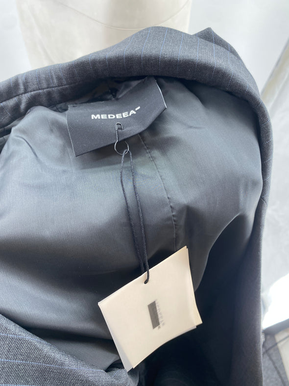 Veste grise asymétrique