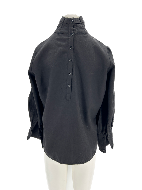 Blouse en laine noire