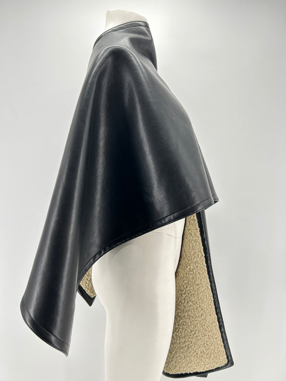 Poncho en faux shearling