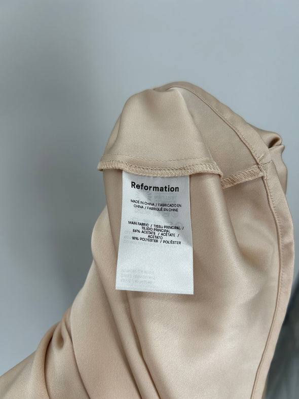 Robe satinée beige