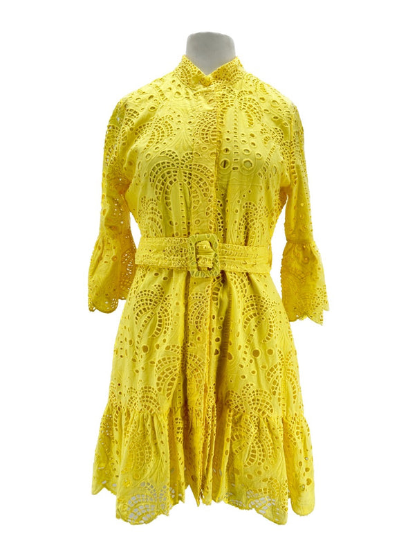 Robe jaune en broderies anglaise