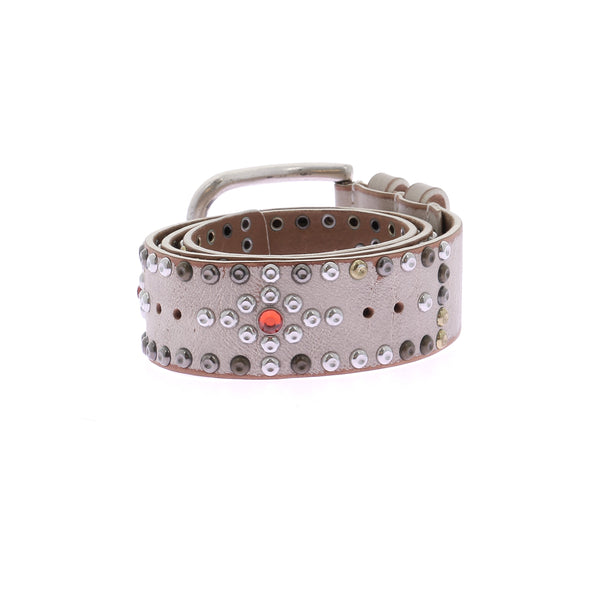 Ceinture en cuir cloutée
