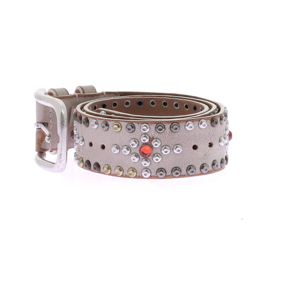 Ceinture en cuir cloutée