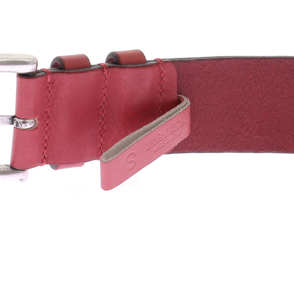Ceinture en cuir cloutée
