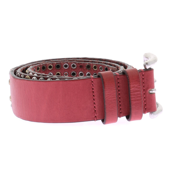 Ceinture en cuir cloutée