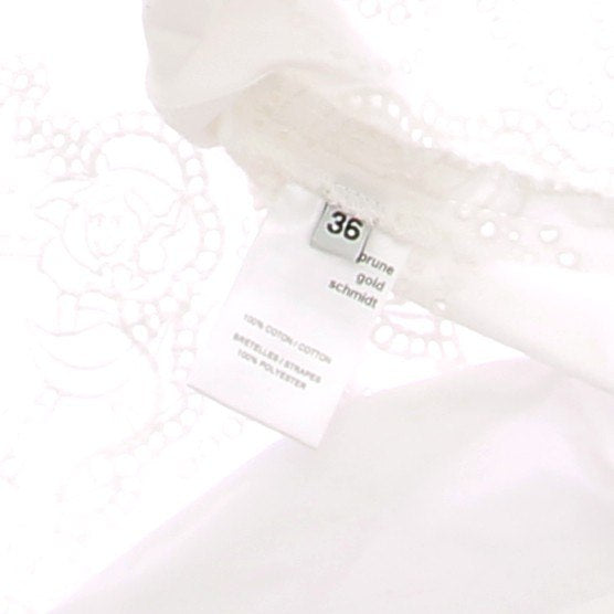 Jupe blanche avec noeuds