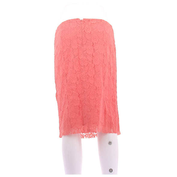 Jupe corail en dentelle