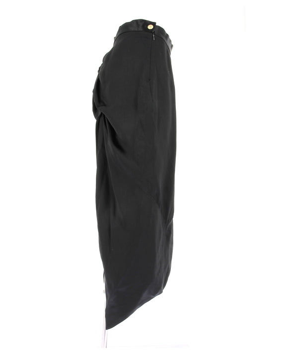 Jupe satinée noire