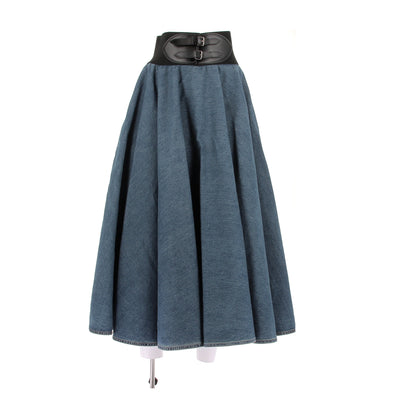 Jupe en denim et cuir