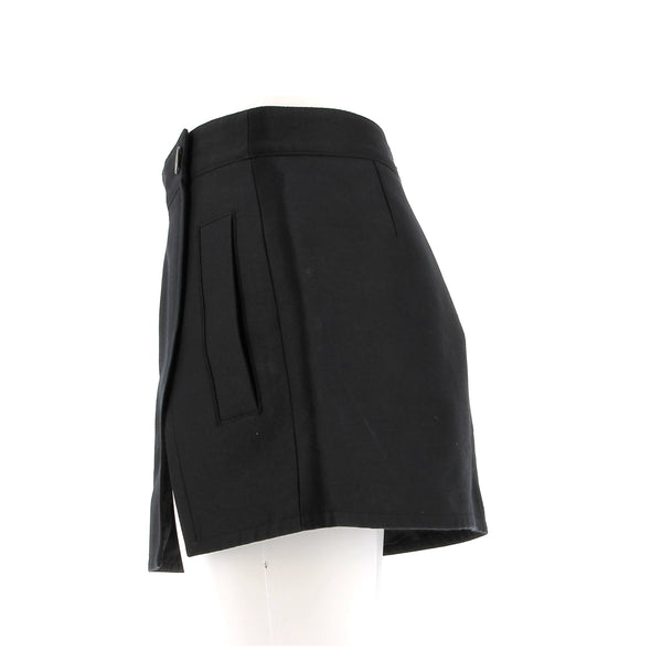 Mini jupe en soie noire