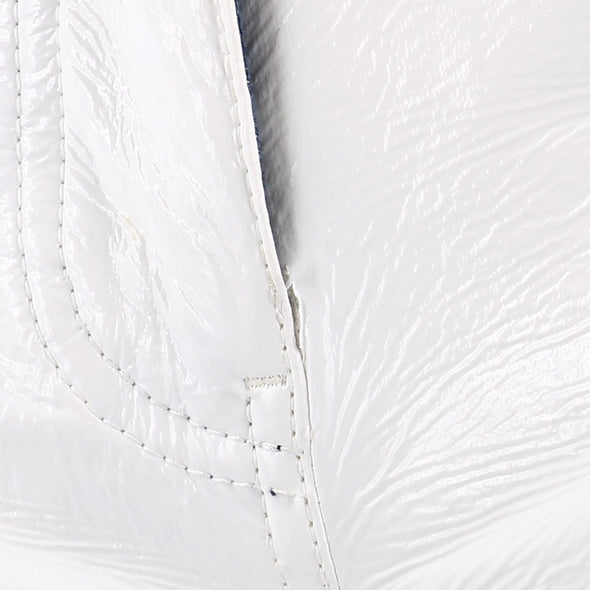 Jean en vinyle à empiècement denim