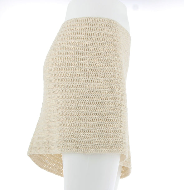 Mini jupe en crochet beige