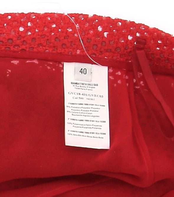 Jupe rouge à dentelle