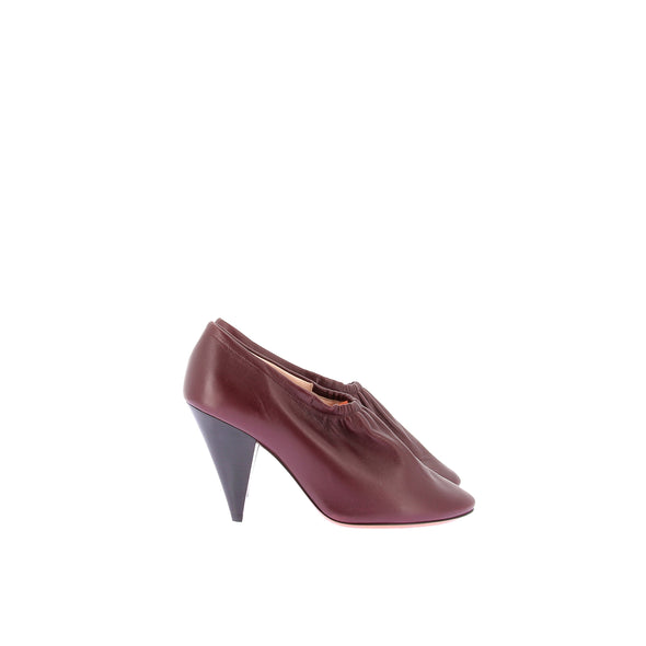 Escarpins en cuir bordeaux