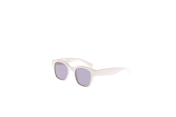 Lunettes de soleil crèmes