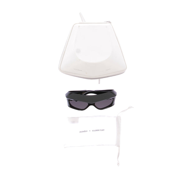 Lunettes de soleil noires