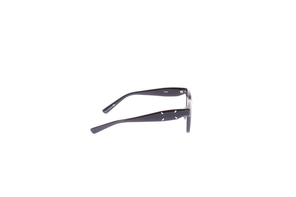 Lunettes de soleil noires