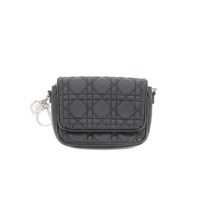 Sac en cuir noir "Lady Dior Wallet On Chain"