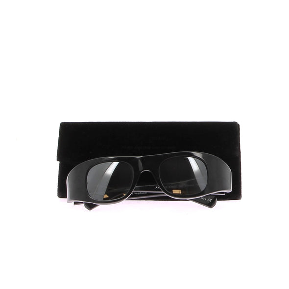 Lunettes de soleil noires