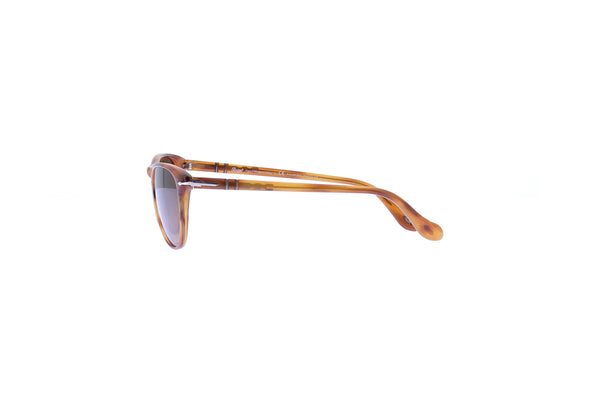 Lunettes de soleil marrons