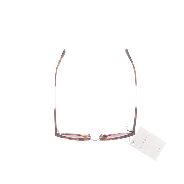 Lunettes de soleil écailles