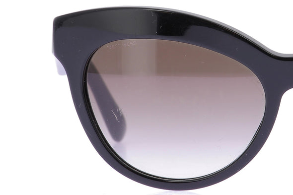 Lunettes de soleil noires