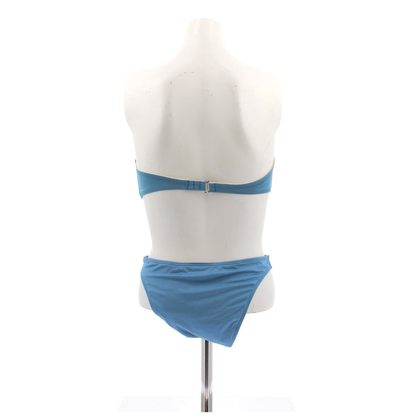 Maillot de bain deux pièces bleus