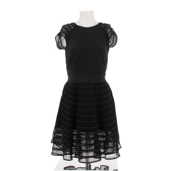 Robe en laine noire