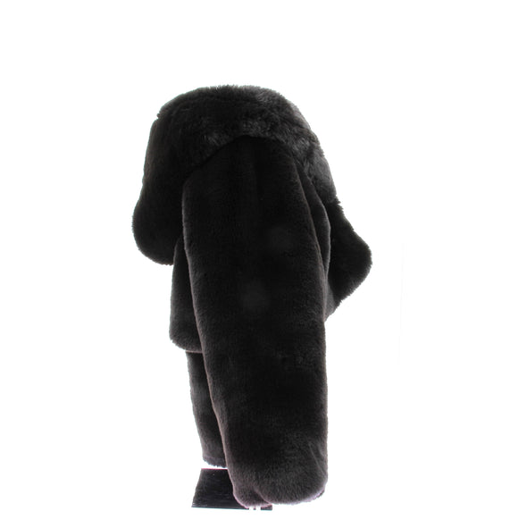 Manteau en fausse fourrure
