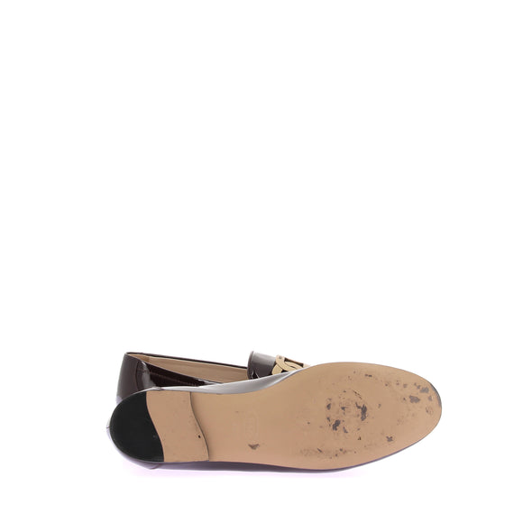 Mocassins en cuir verni