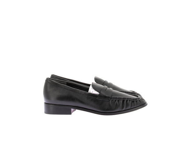 Mocassins froncés en cuir
