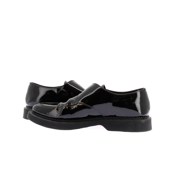 Mocassins en cuir verni