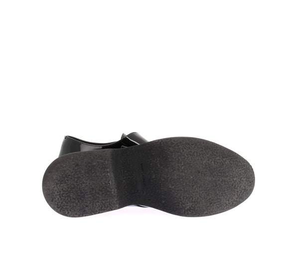 Mocassins en cuir verni