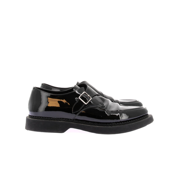 Mocassins en cuir verni