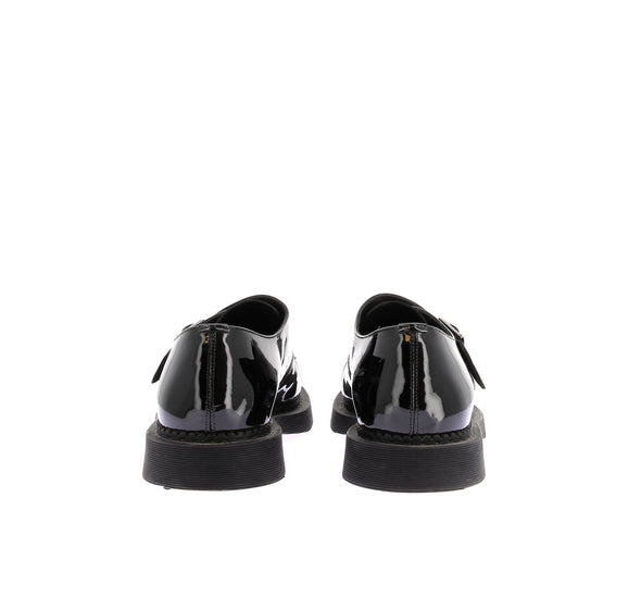 Mocassins en cuir verni