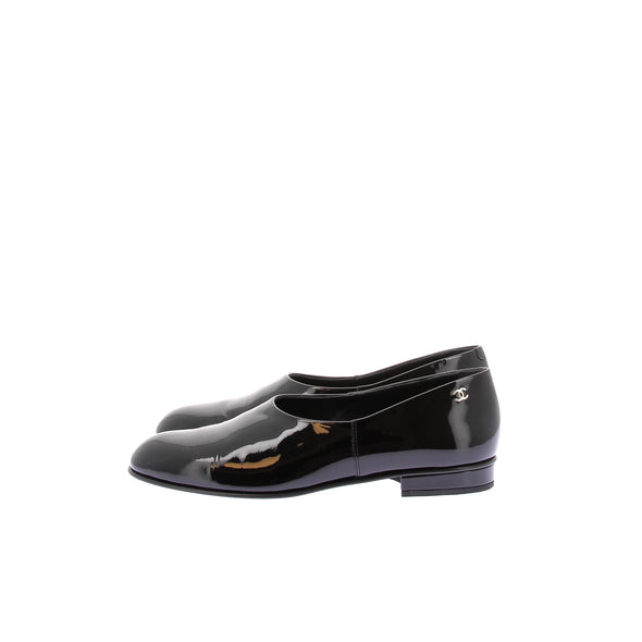 Mocassins en cuir vernis