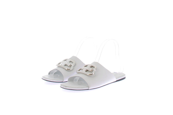 Mules en cuir BB